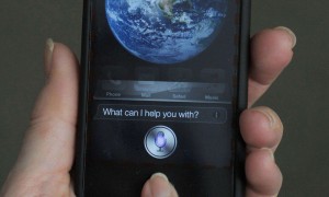 Apple sets to expand Siri service on more apps