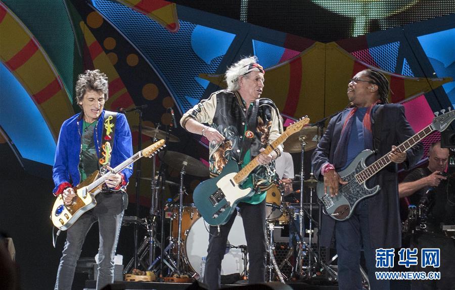 英国摇滚乐队滚石乐队首次在古巴开演唱会