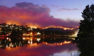 澳大利亚大火依旧在烧，现在要烧到首都了