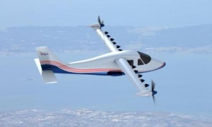 全球首个电动飞机成功起飞，虽然续航时间超短